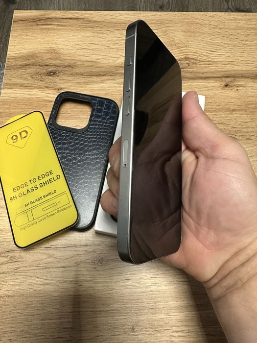 Iphone 15 Pro 256Gb natural