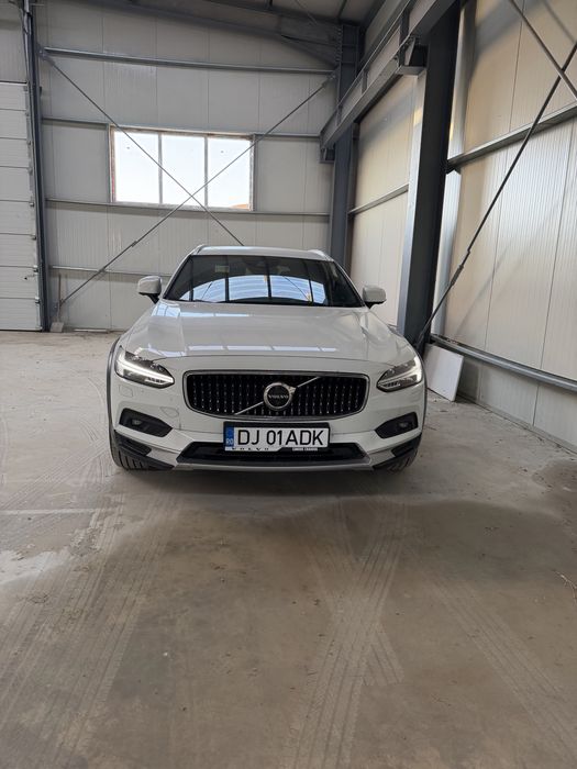 Volvo v90 cross country AWD