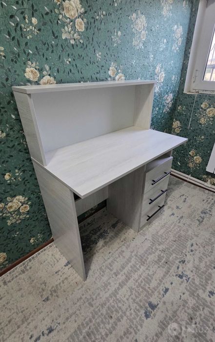 Детская парта для урока