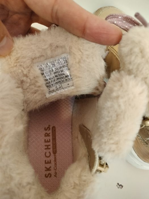 Ghete fetițe Sketchers mărimea 29