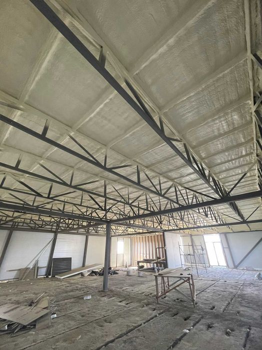 Теплоизоляция пенополиуретаном Напылением ППУ Изоляция Мансарды Кровли