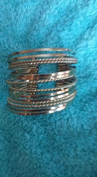 Браслеты 2 модели  (Новые!)