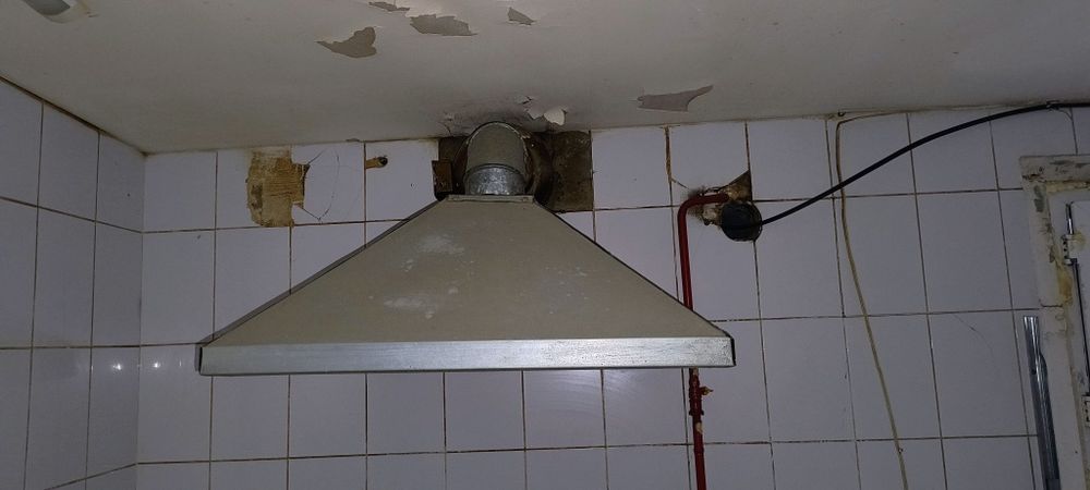 Вытяжка б/у рабочая