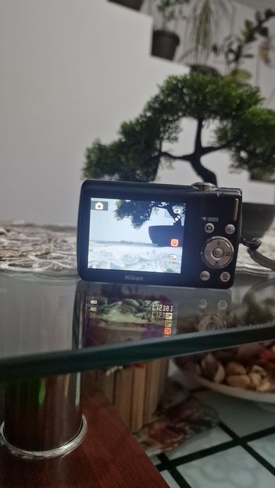 Cameră foto digitală Nikon Coolpix S220