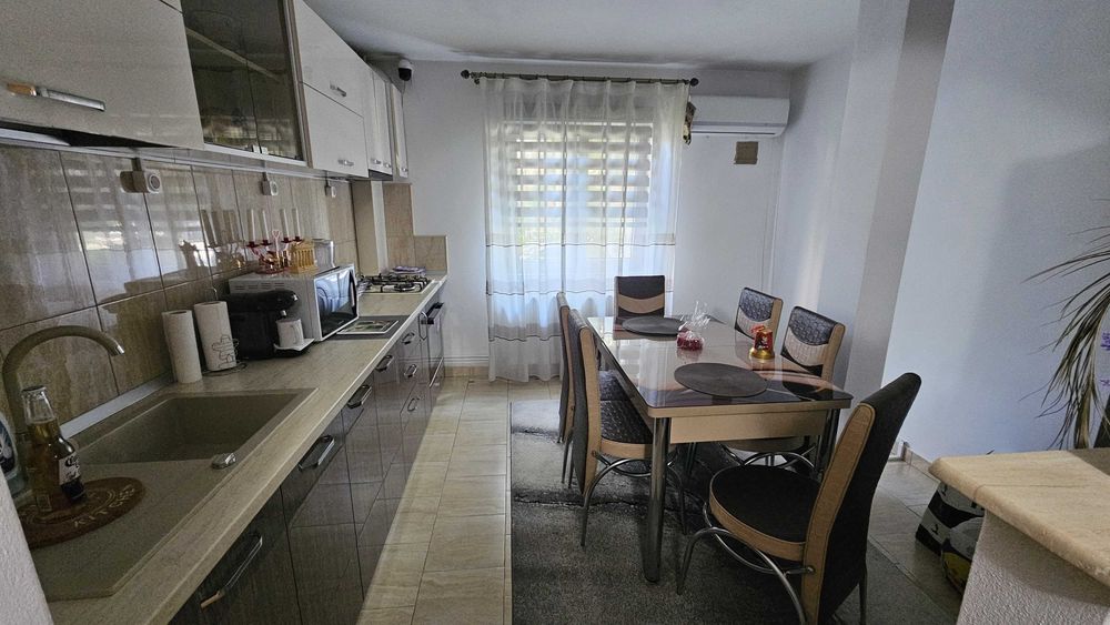 Proprietar închiriez apartament 2 camere (decomandat) pe str. Telița, sector 5, București