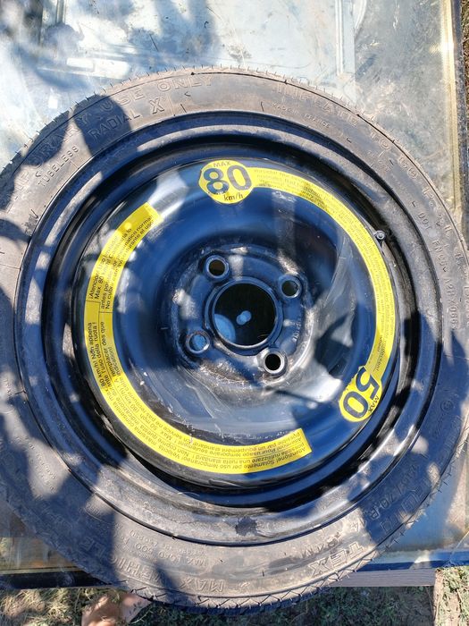 Janta aliaj Renault clio 2  una de tabla noua una de mercedes  buna