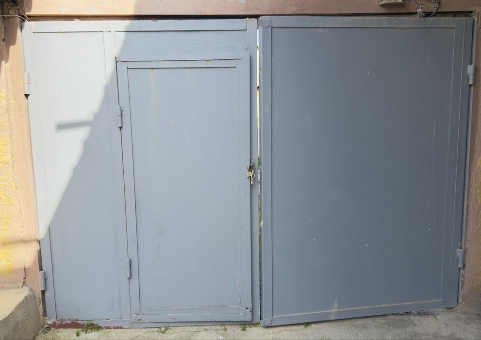 Продам ворота от гаража