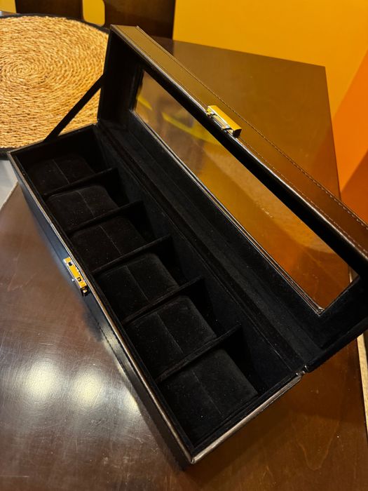 Нова кожена кутия за 5х часовника или гривни