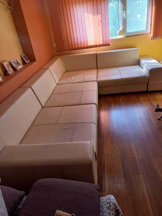 Диван ъгъл кожен на модули