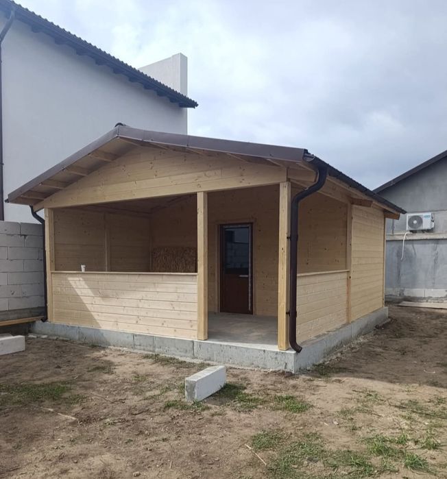 Vindem cabane din lemn