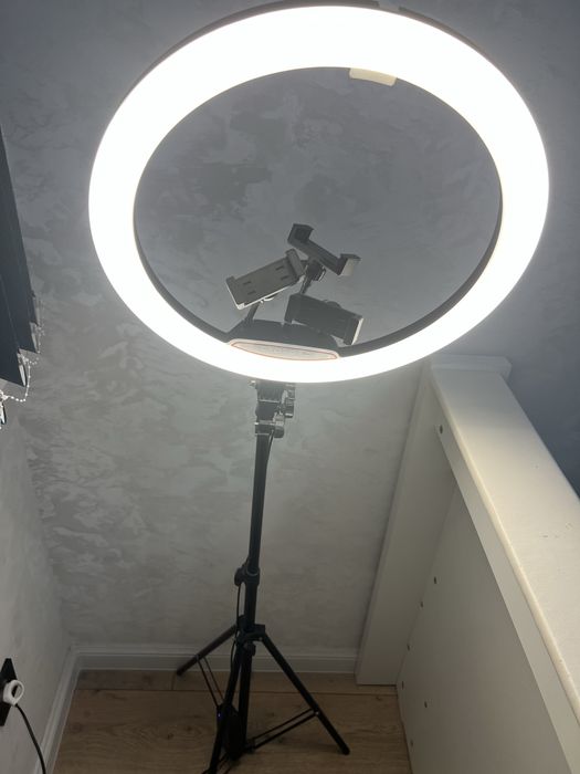 Кольцевая лампа RGB