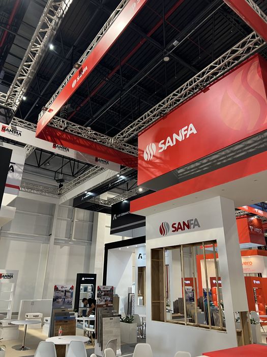 Аренда Лед экран светомузыка Алюминевая ферма конструкция подиум дым