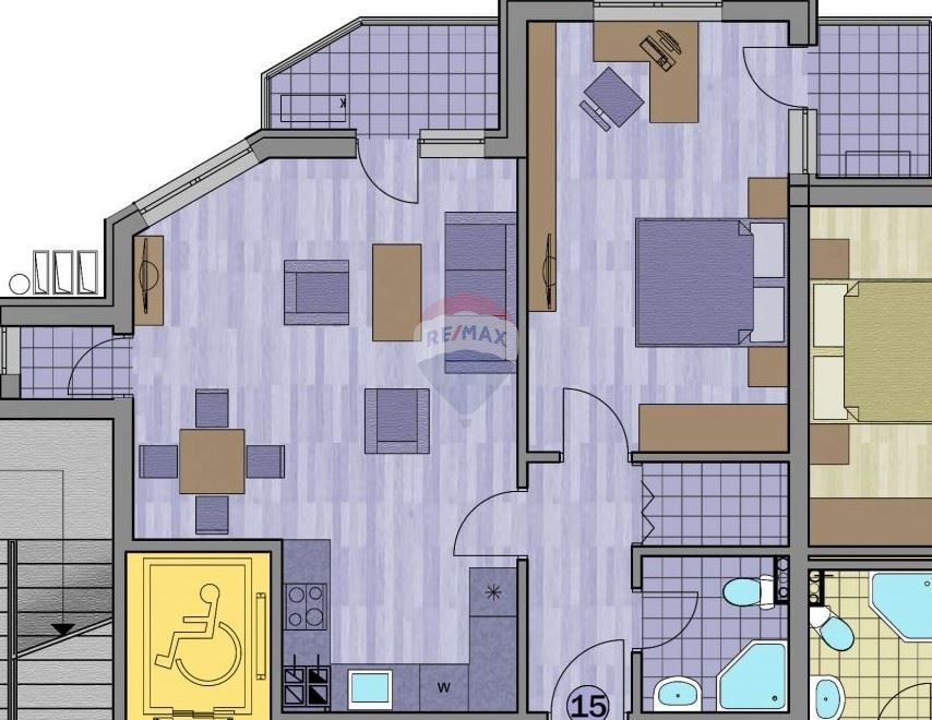 Продава се Двустаен апартамент в Варна, Център - 85 кв.м за 1965 €/кв.м - Снимка #1