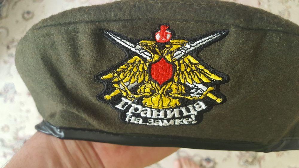 Продам пограничника берет к дню пограничника