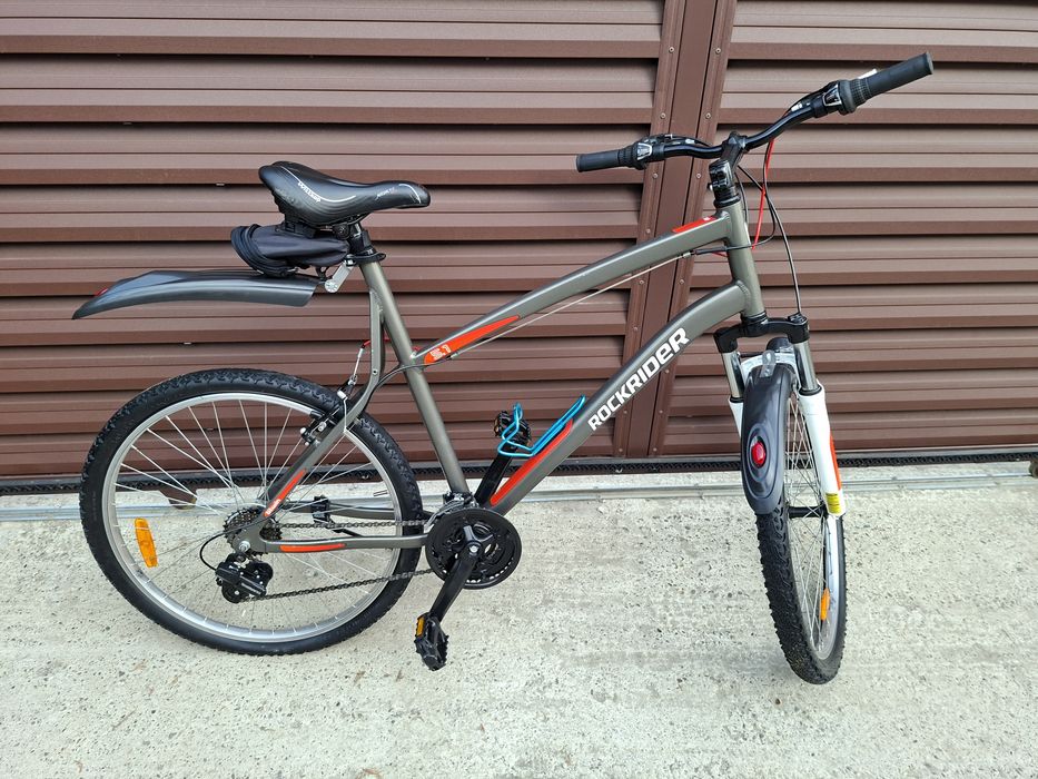 Vând bicicletă de 26 cadru de Aluminiu preț 699 ron