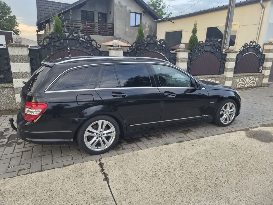 MERCEDES-BENZ C-Class 2010 — imagine 4