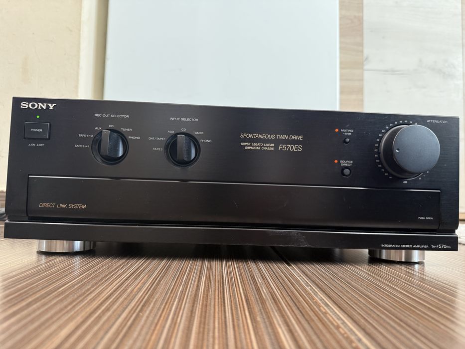 Sony TA-F570es Качествен стерео усилвател