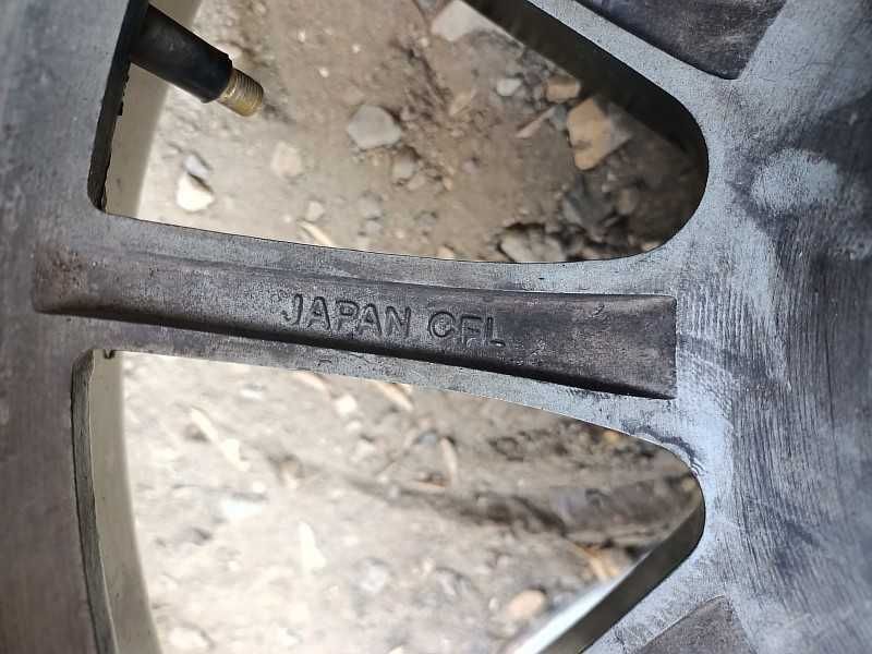 Продам оригинальные легкосплавные диски "WORK"