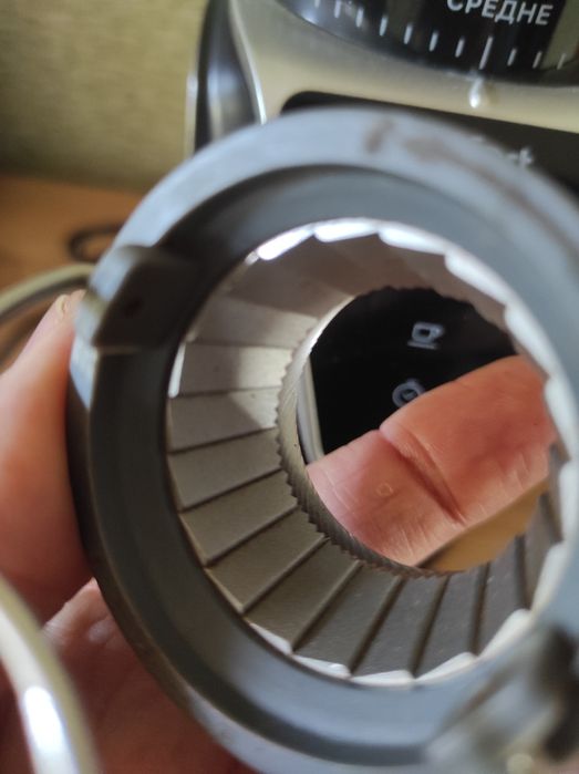 Кофемолка KITFORT КТ-784