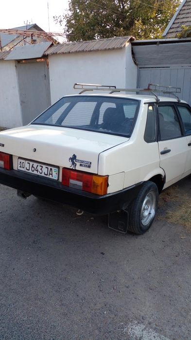 Продаю Ваз  Лада 21099