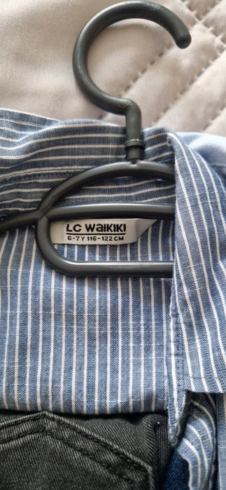 Детска риза и дънки