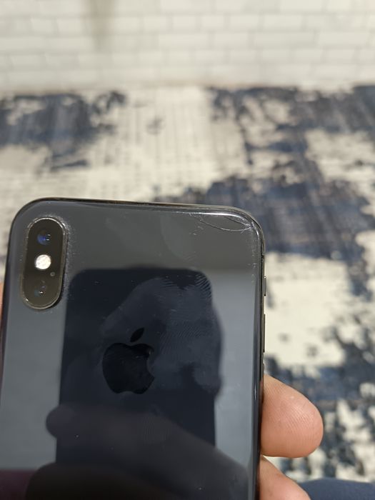 iphone xs 64    kelishamiza
