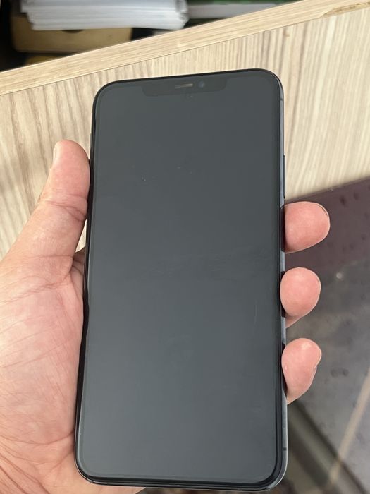 Продам iphone 11 pro max 256