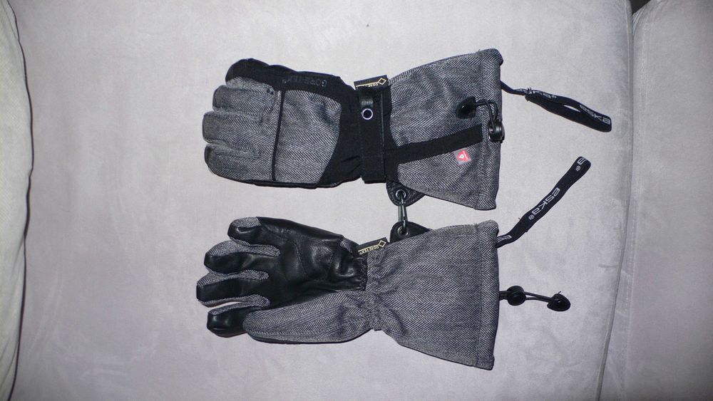 Зимни/Ски шапки, ръкавици:Jack Wolfskin,Napapijri,Reusch,ESKA-GoreTex