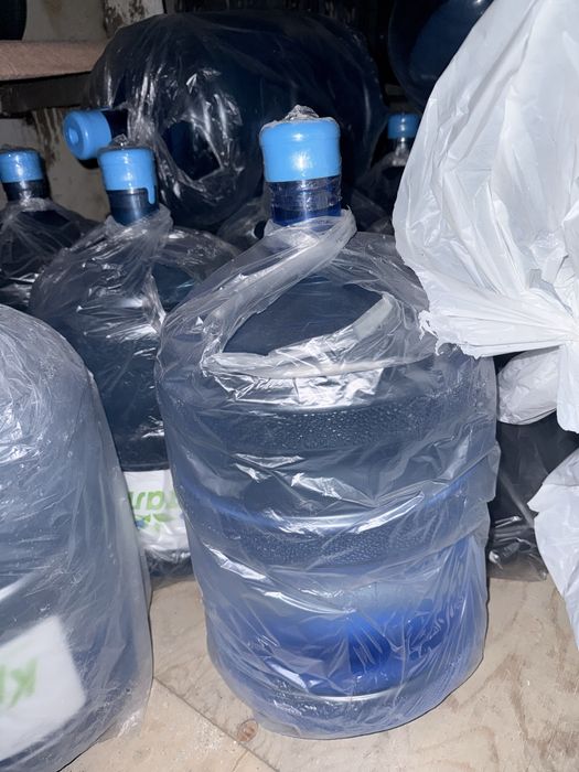 Бутылки для воды 19л