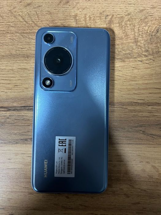 Huawei nova 72s 256gb ram 8+3