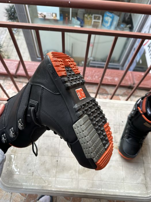 Сноуборд ботуши DC Mutiny номер 42.5