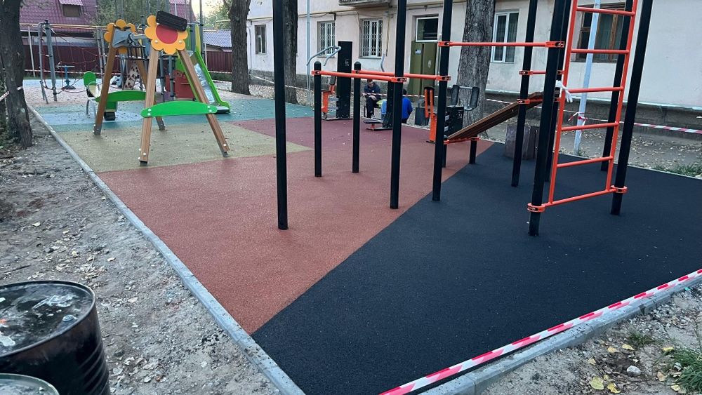 Тартановое  покрытие