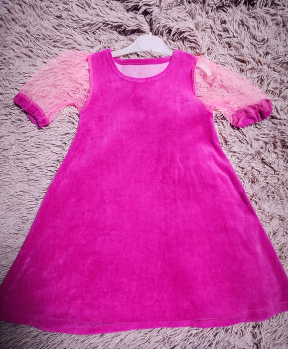 Платья для девочек 110 р