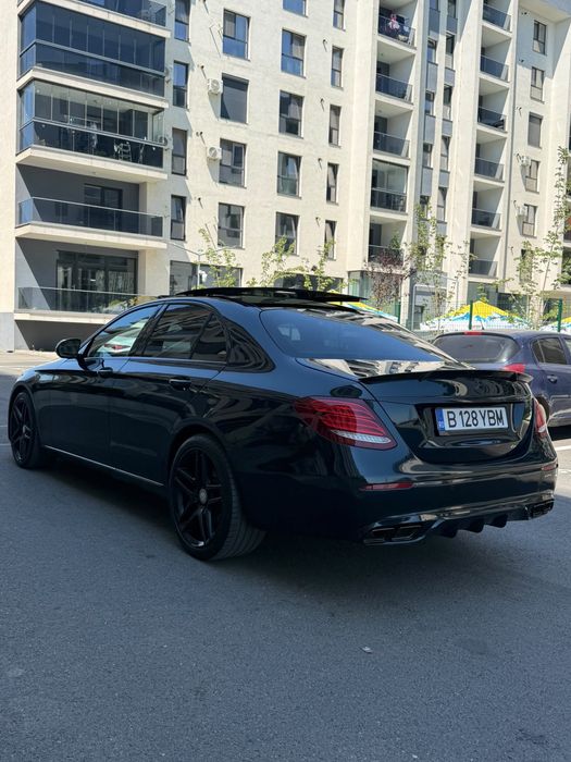 MERCEDES-BENZ E-Class 0 — imagine 2
