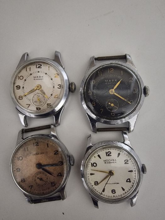 Часы Маяк и Москва