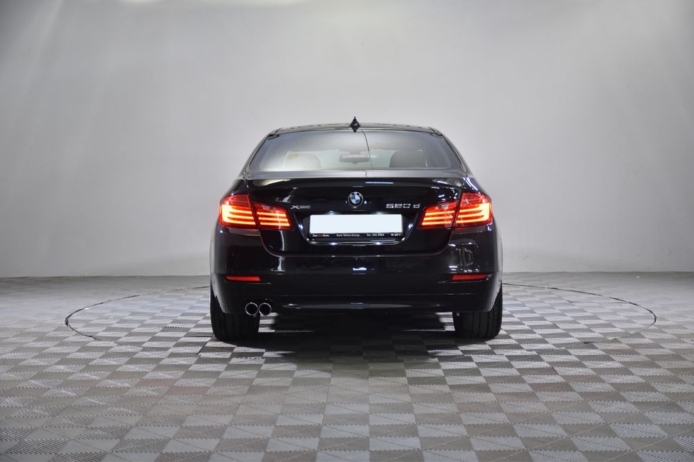 BMW 5 Series 2016 — imagine 28