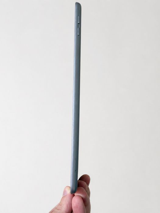 iPad 6 128GB LTE / Cellular A1954 | 81 cicluri | Stare impecabilă