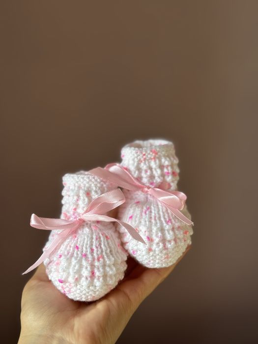 Детские вязаные пинетки