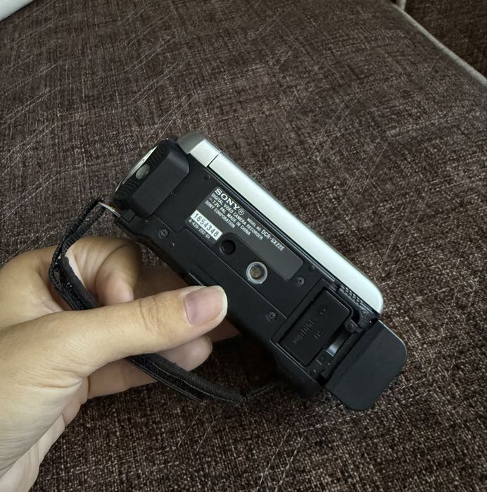 Sony Handycam DCR-SX22E видеокамера