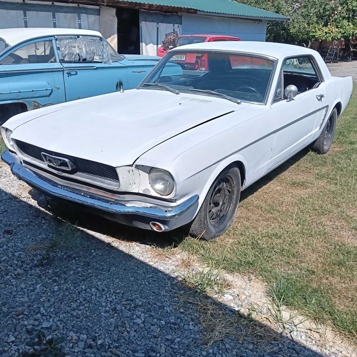 1965 Ford Mustang V8