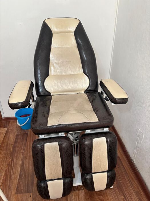 Продам педиконое кресло