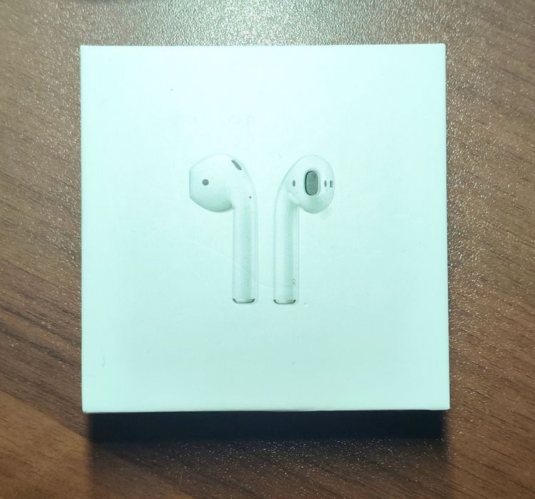 Продам наушники Airpods