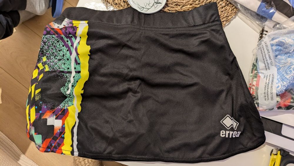 Minifusta cu pantalon scurt Errea mărime S