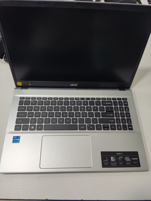 Acer Noutbuk holati yangi  srochna sotaman kreditga olganman pul keraa