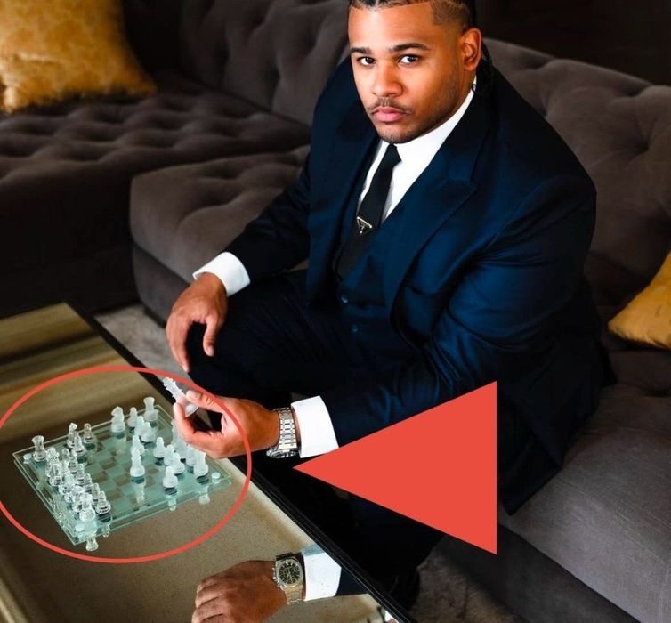 Стеклянные шахматы