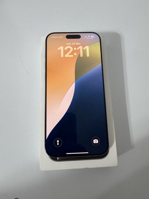 Iphone 16 pro max/100% baterie