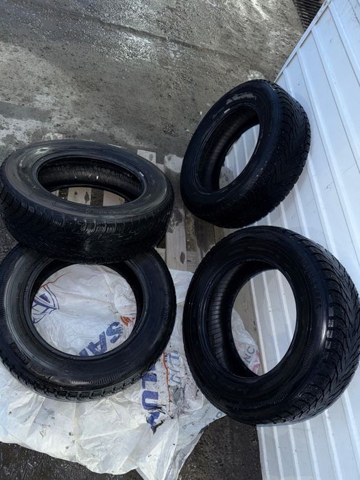 Продам шины липучка