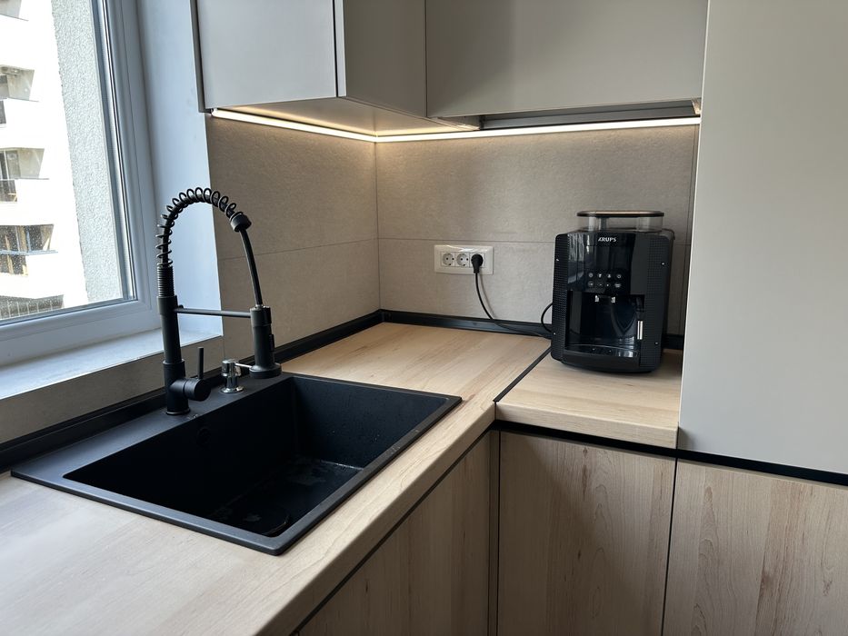 Apartament/ studio 2 camere de inchiriat metrou Berceni, loc de parcare subteran