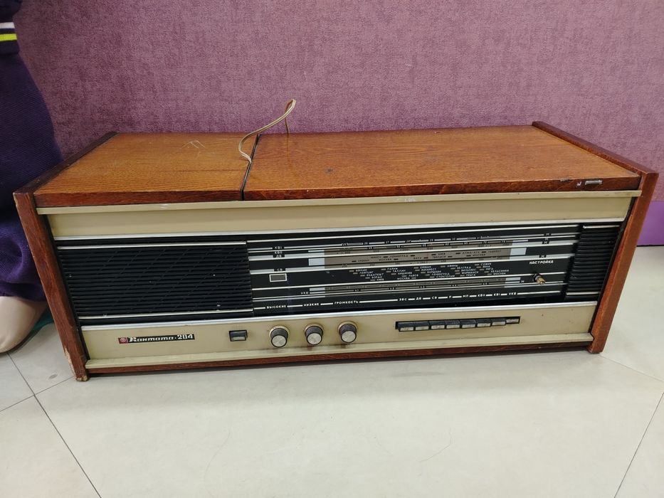 Радиолы две штуки