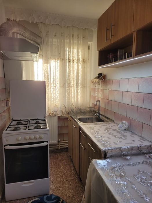 Apartament de închiriat cu 2 camere
